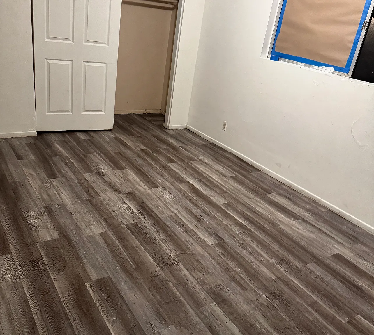 2 bed, 985 sqft, $2,570 — Photo 3