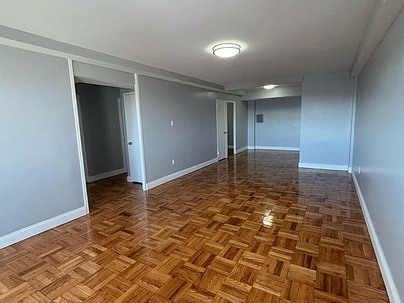 2nd image of 54 S Munn Ave #4A