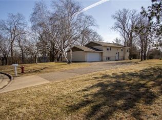625 Carol Ct, Eau Claire, WI 54703