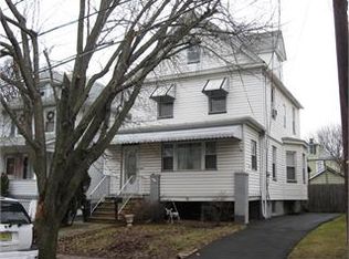115 Berwyn St, Roselle Park, NJ 07204