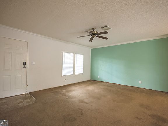 2nd image of 86 Smith Rd