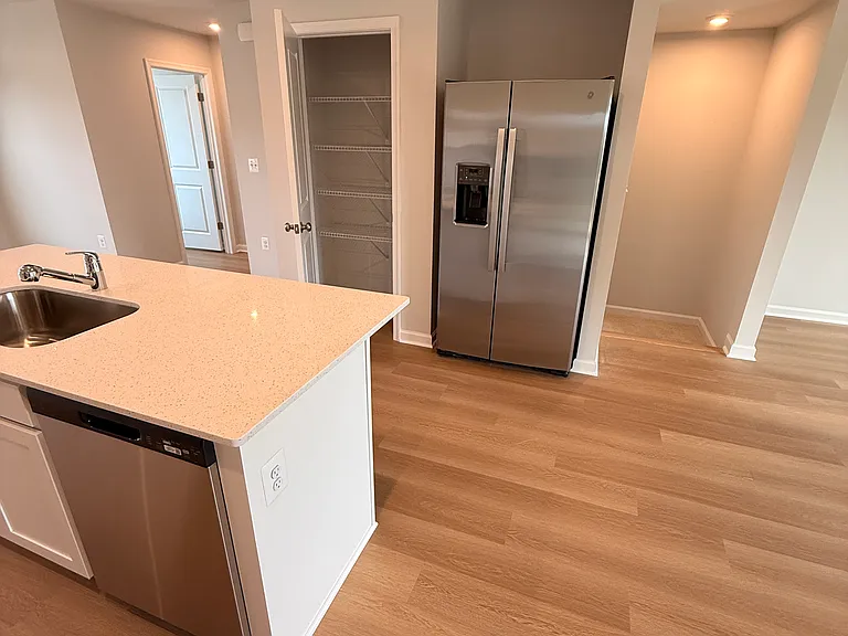 65 Laurin St — Photo 9