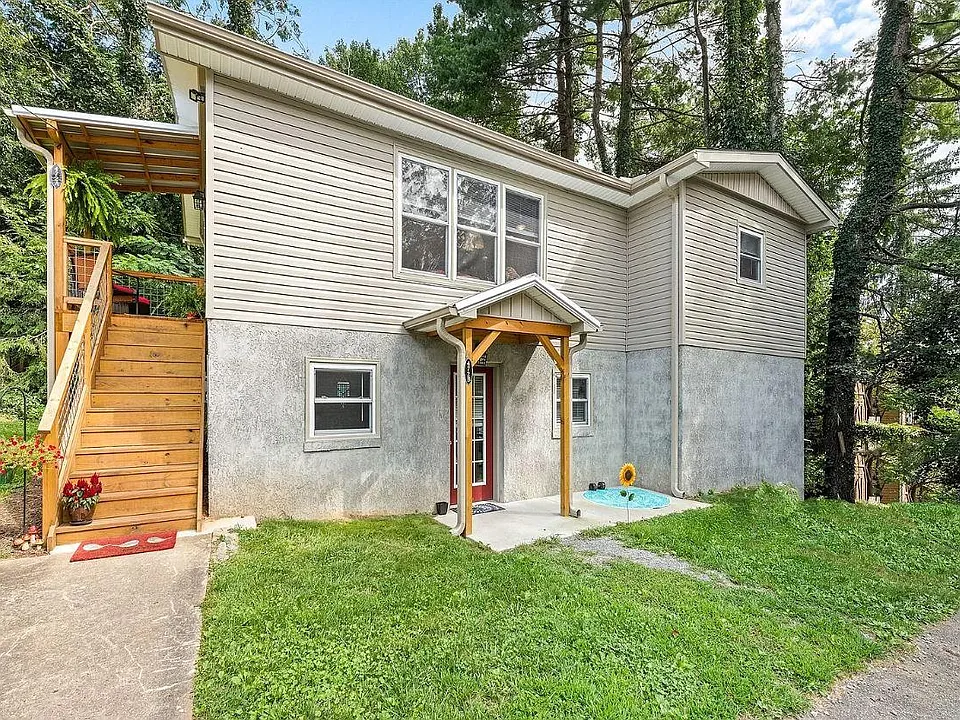 472 County Rd #A