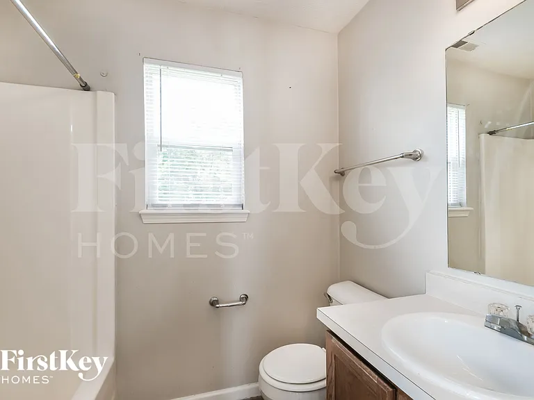 11618 Congressional Ln — Photo 10