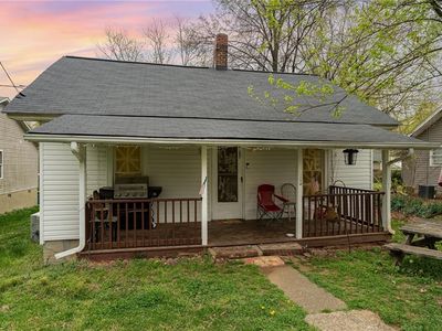 1010 Cranbrook St, Greensboro, NC, 27407