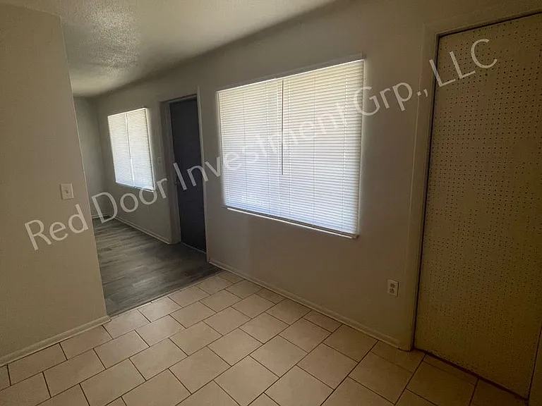 Robinswood — Photo 41