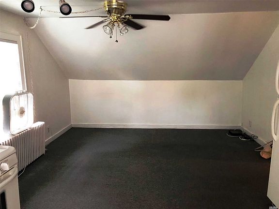 2nd image of 43 Oakview Ave