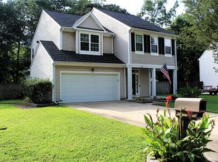 2139 Sunset Maple Ln, Chesapeake, VA 23323