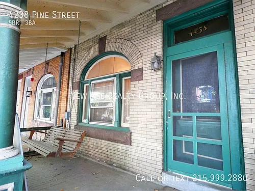 4238 Pine St Photo 1