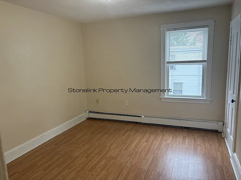 2-20 Langsberries Ave — Photo 5