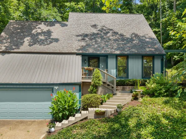 477 Saddle Dr, Nashville, TN 37221