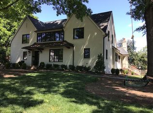 3653 Henshaw Rd, Charlotte, NC 28209