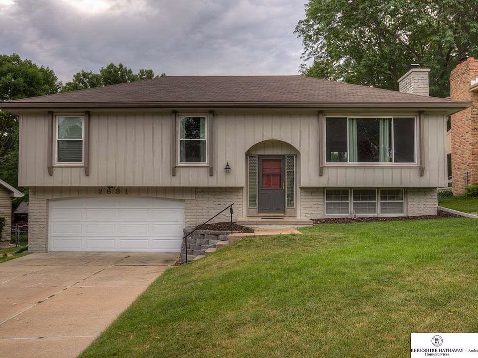 1st image of 2631 N 123rd Cir