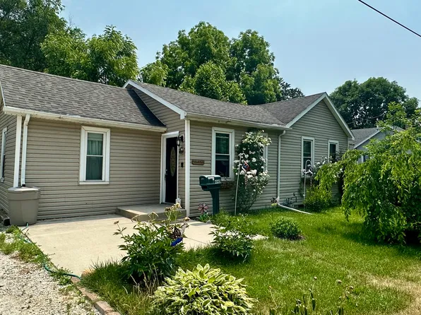 440 Buck St, La Salle, IL 61301