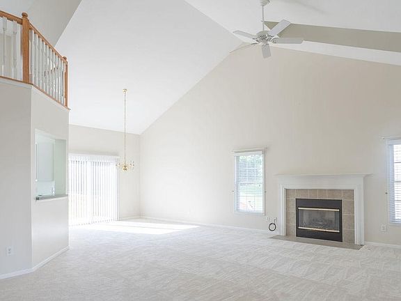 4th image of 6593 Hermitage Dr