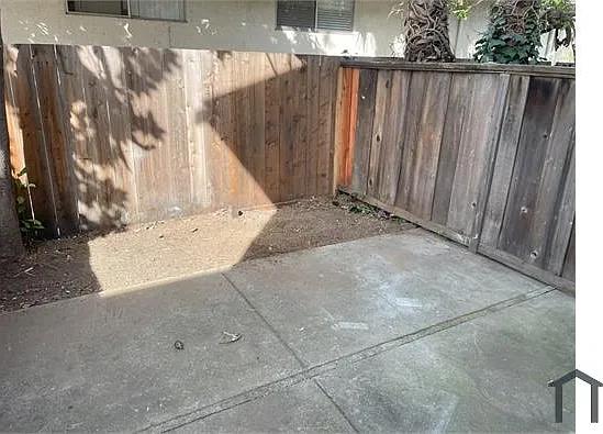 22782 Vermont St #3 — Photo 9