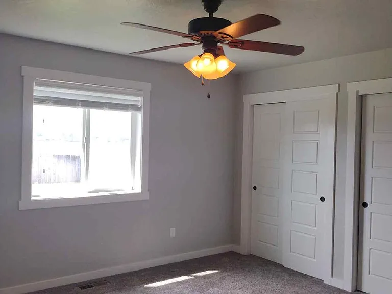 4816 Ann Marie Ave — Photo 10