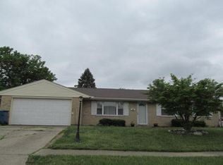 6967 Rushleigh Rd, Englewood, OH 45322