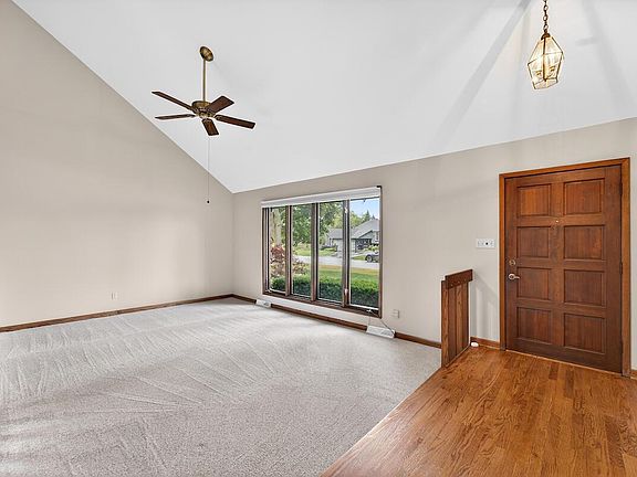 4th image of 6028 Quaker Hill ROAD