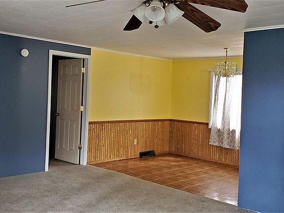 3rd image of 203 Joliet Ave