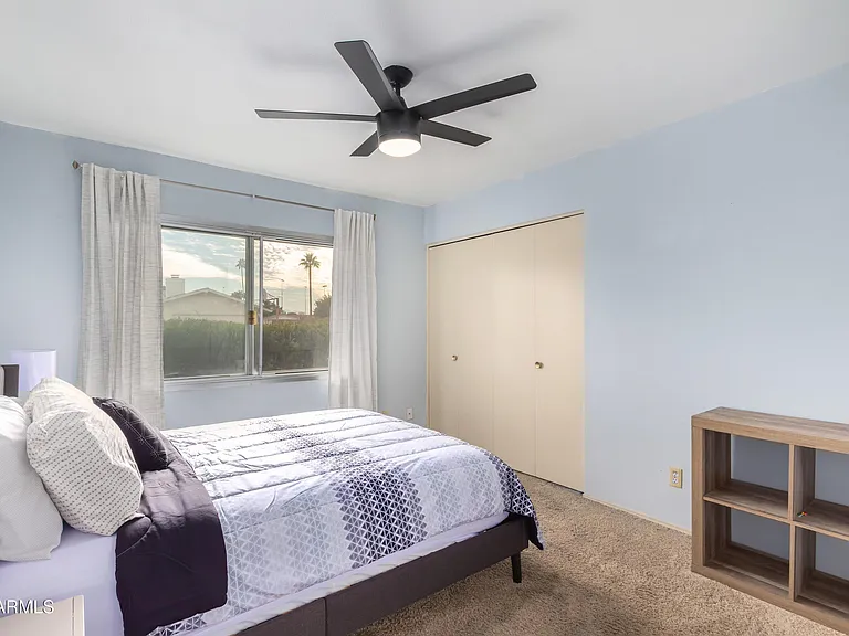 4428 W Laurie Ln — Photo 18