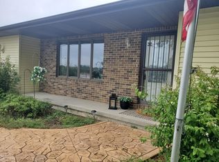 2707 G St, Middle Amana, IA 52307