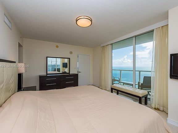 3rd image of 16699 Collins Ave APT 3508