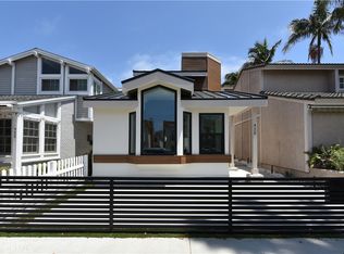 420 19th St, Huntington Beach, CA 92648