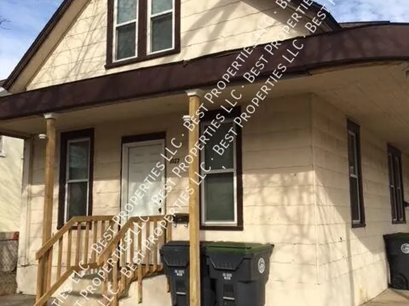 1027 8th St S, La Crosse, WI 54601