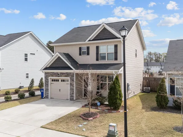 198 Sunfish St, Smithfield, NC 27577