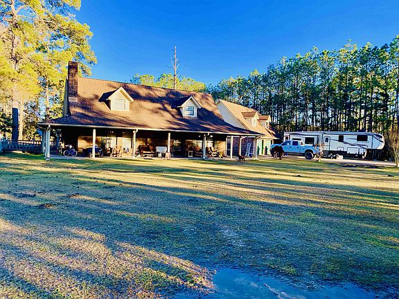 4th image of 537 County Road 737