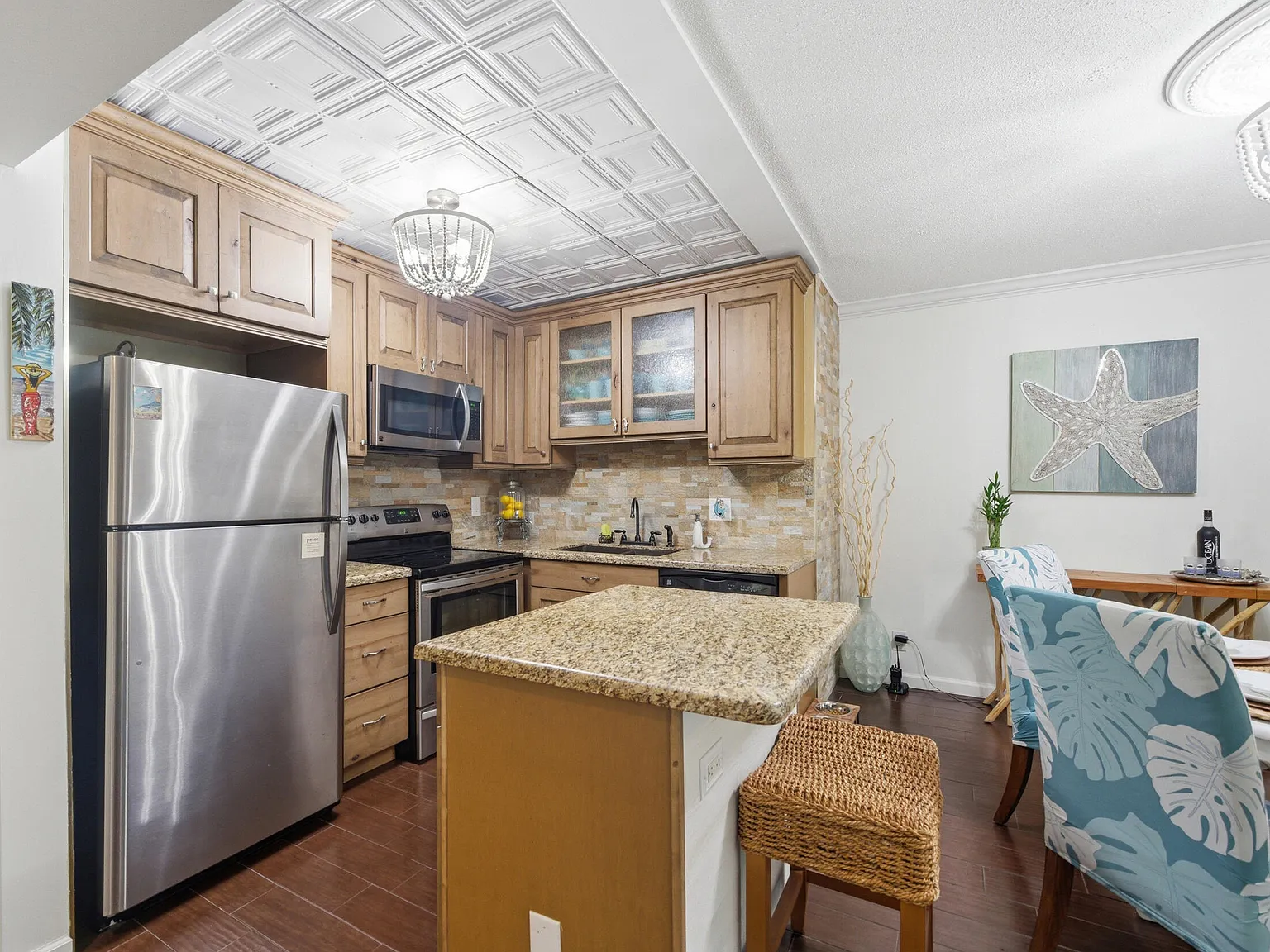 1 bed, 1.0 bath, 750 sqft, $1,825 — Photo 3