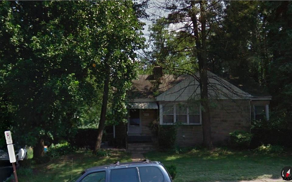 1st image of 2323 Market St
