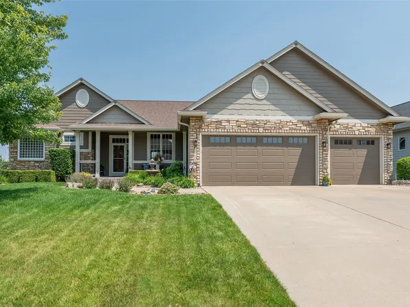 6725 NW 93rd St, Johnston, IA 50131