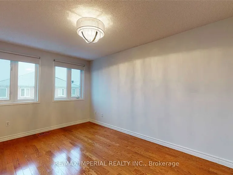 55 Sassafras Cir #1 — Photo 5