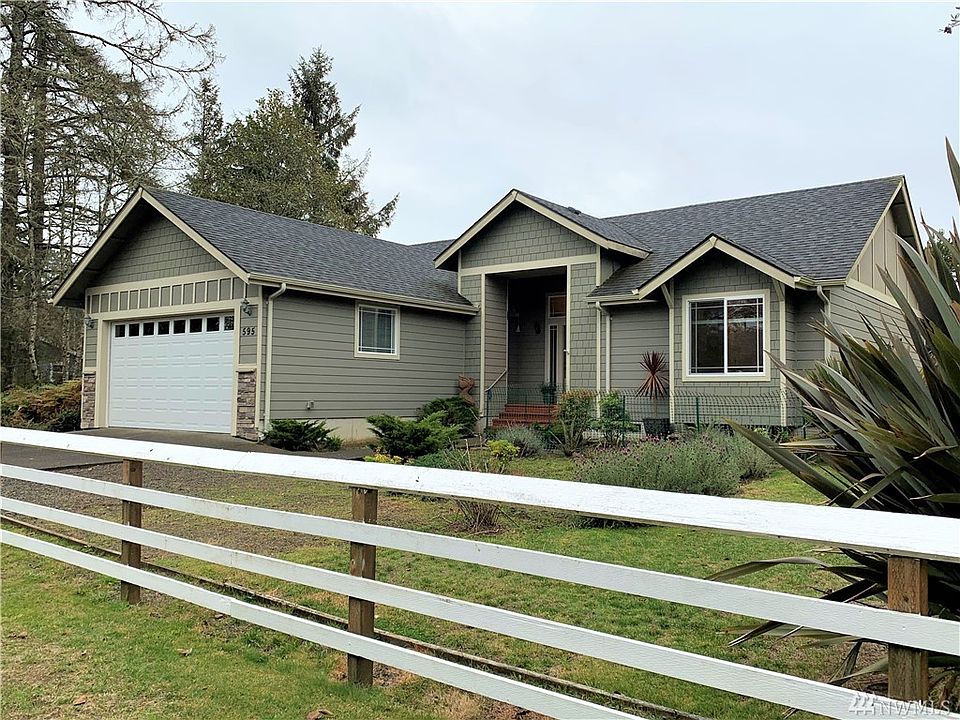 1st image of 595 Duck Lake Dr SE