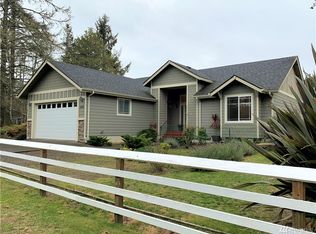 595 Duck Lake Dr SE, Ocean Shores, WA 98569