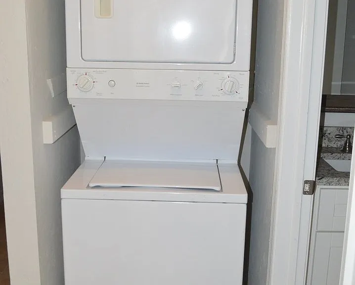 26560 Southern Pines Dr #J103 — Photo 7