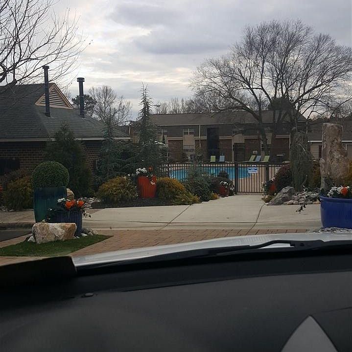 2nd image of 501 Jones Ferry Road M-5 #M-5