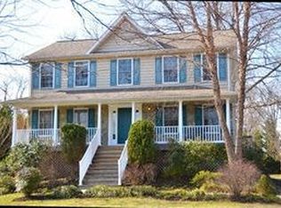 1120 Carrs Wharf Rd, Edgewater, MD 21037