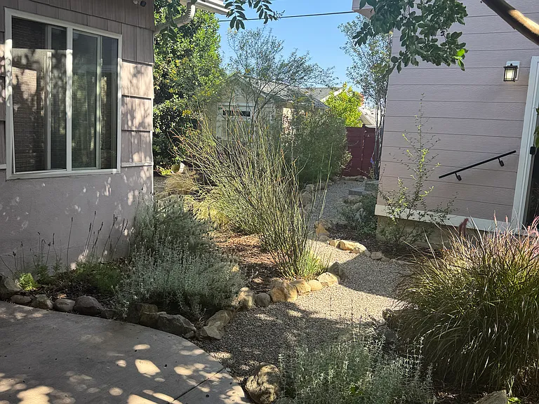 5681 Mary Lane Dr — Photo 17
