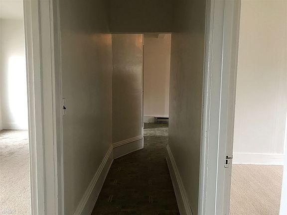 VC+320+#3+hallway