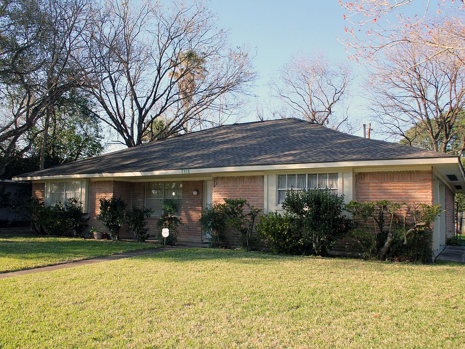 1st image of 7518 Carew St