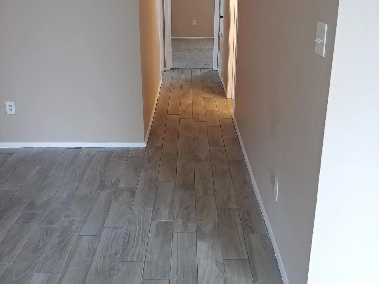 2 bed, 1.5 bath, 1060 sqft, $1,245 — Photo 4