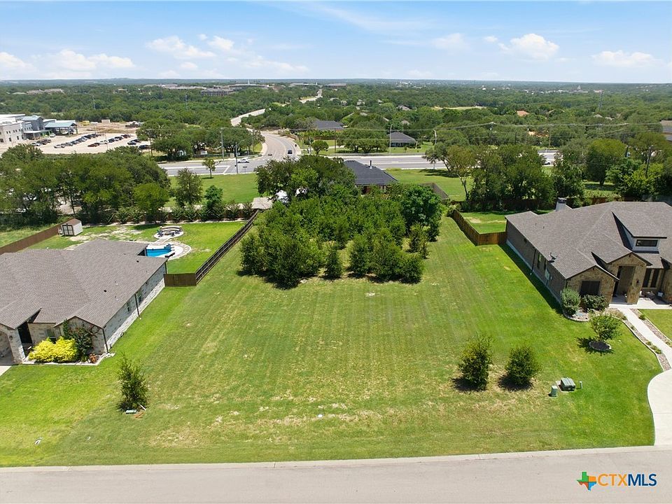 1st image of 578 Creekside Dr