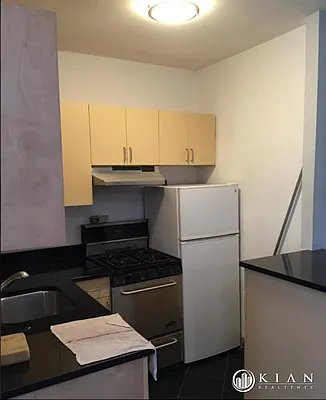 Rented by Kian Realty | media 20