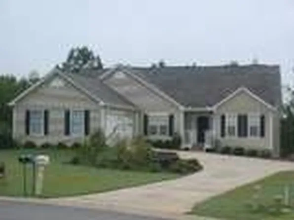 461 Fernwood Cir, Statham, GA 30666