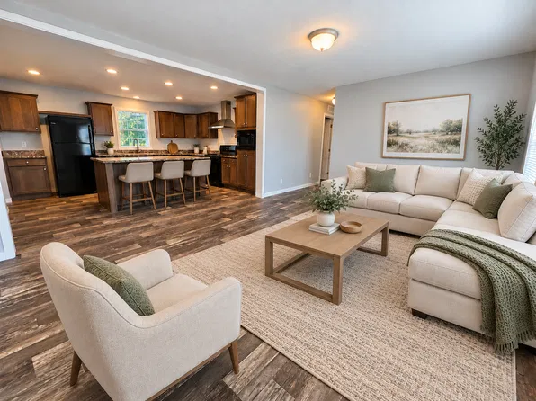 4359 Dogwood Blvd, Clarkston, MI