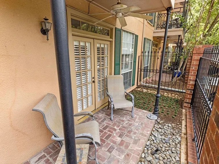 6318 Richmond Ave — Photo 20
