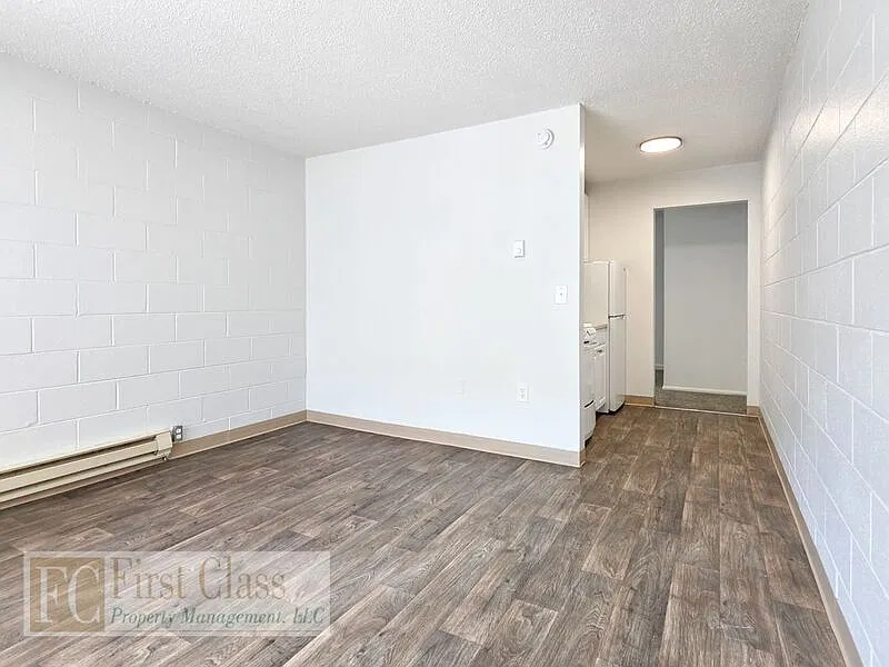 4555 SW Erickson Ave — Photo 3